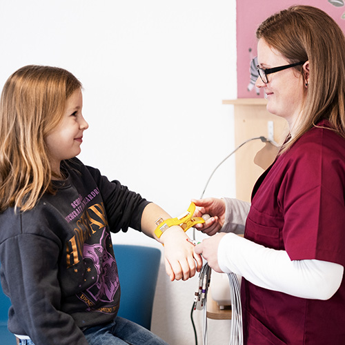 kinderaerztin-ettlingen- g-leistung-ekg-dscf0265-kopie-v15